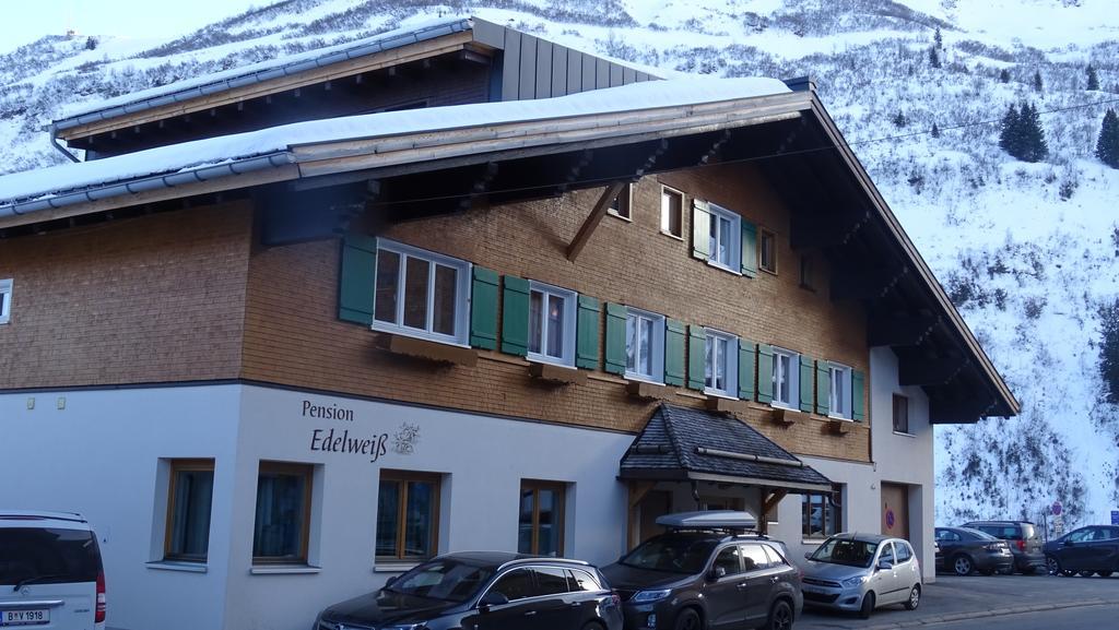 Pension Edelweiss Дамулс Екстериор снимка